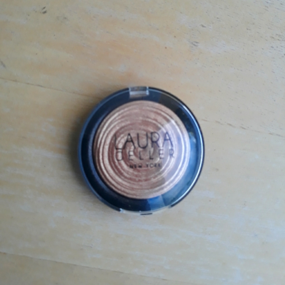 Laura Geller Baked Gelato in Gilded Honey